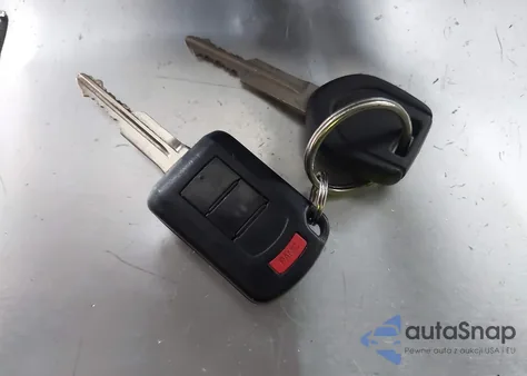 2018 Mitsubishi Mirage G4 Es z USA, uszkodzony, nr VIN ML32F3FJ4JHF04634